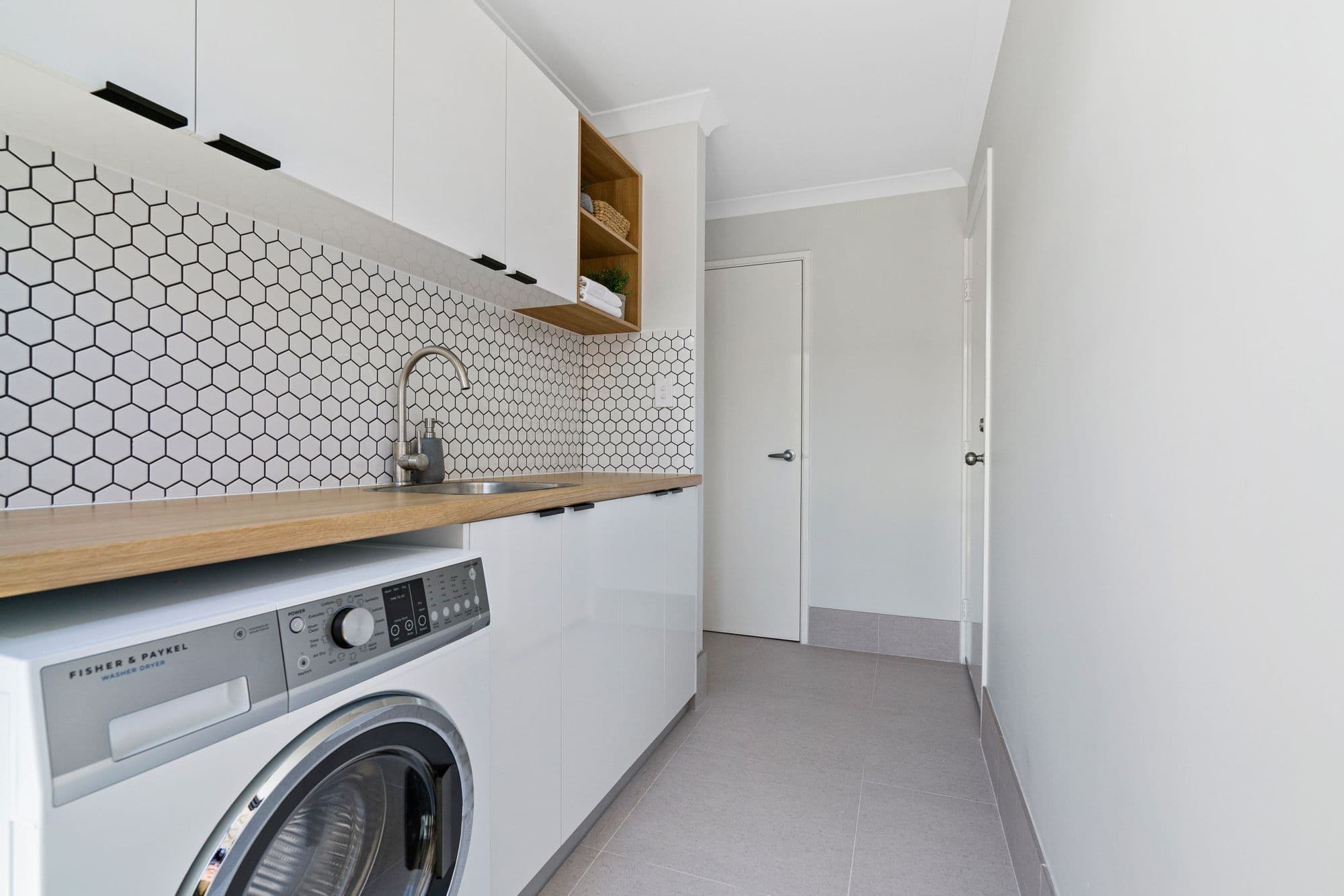 laundrysouthernriver/1